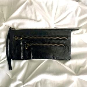 Latino black leather wallet wristlet